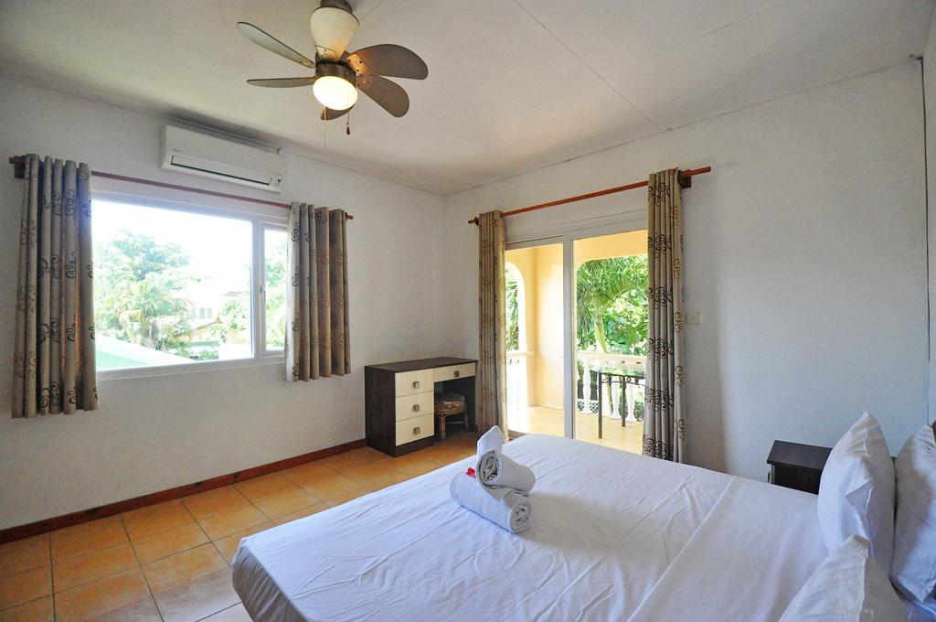 Gt Self Catering Apartments Beau Vallon  Exteriör bild